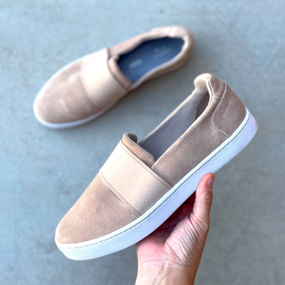 Clarks Shoes Clarks Womens Slip On Loafer Sneakers In Beige Poshmark